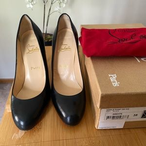 Christian Louboutin Black Simple Pump Size 38